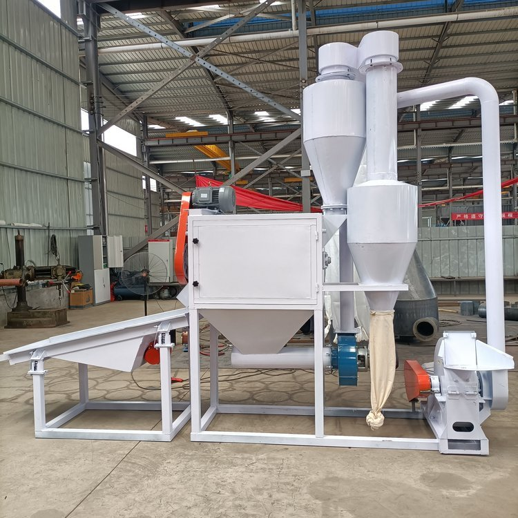 Vertical-Blade Wood Powder Mill industrial equipment view