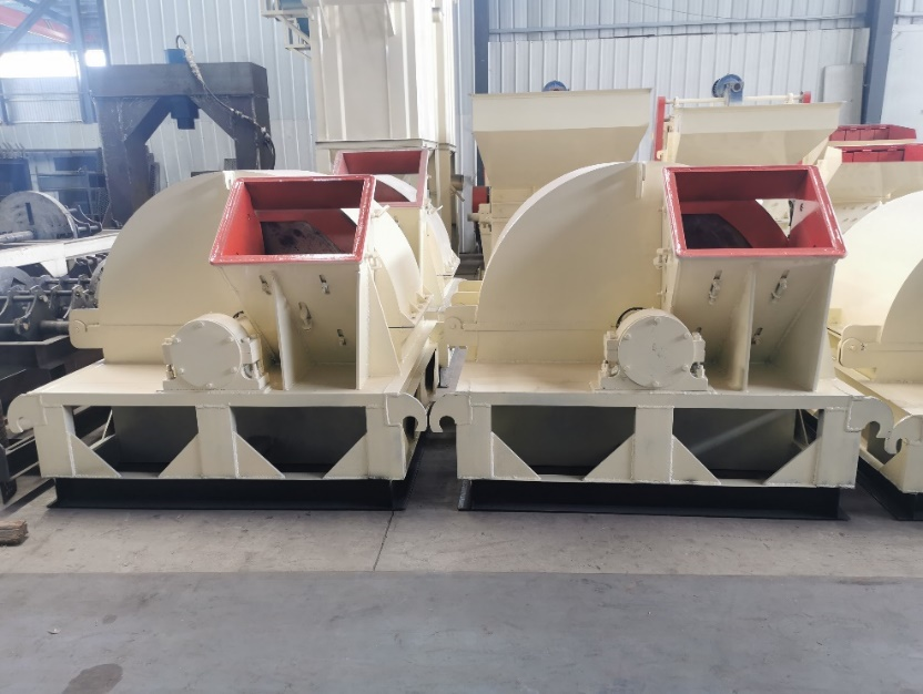 Wood Chip Crusher industrial equipment view